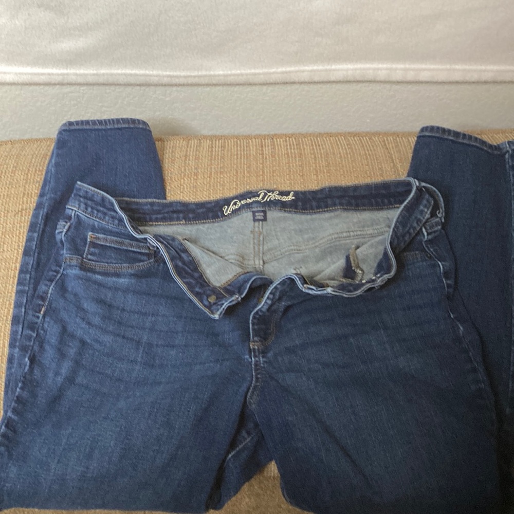 Universal Thread size 16 jeans. - Picture 2 of 11